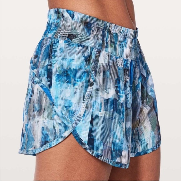 Lululemon Tracker Short 4” - Picture 1 of 6